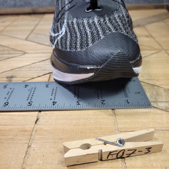 Nike Air Zoom Tempo NEXT% Flyease Mens 8.5  Black White CV1889-005 Running Shoes - Picture 13 of 13